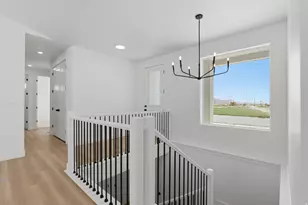 2403 E Sunflower Dr, Eagle Mountain, UT 84005 - Photo 14