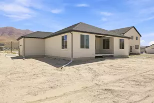 3675 N Columbine Way, Eagle Mountain, UT 84005 - Photo 34