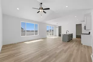 2406 E Morning Glory Way, Eagle Mountain, UT 84005 - Photo 14