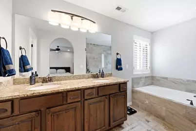 1056 W Stonehaven Dr, North Salt Lake, UT 84054 - Photo 20