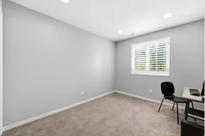 1056 W Stonehaven Dr, North Salt Lake, UT 84054 - Photo 26