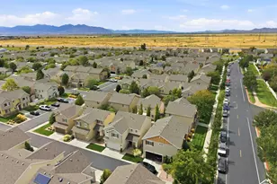 1056 W Stonehaven Dr, North Salt Lake, UT 84054 - Photo 36