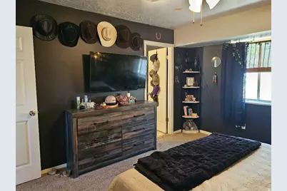 4689 W Hillside Dr, Vernal, UT 84078 - Photo 12