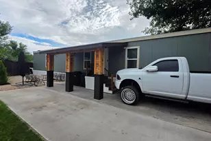 1594 W 400 S, Salt Lake City, UT 84104 - Photo 4