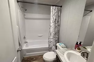 1594 W 400 S, Salt Lake City, UT 84104 - Photo 30