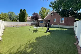 2423 S 500 W, Woods Cross, UT 84010 - Photo 42