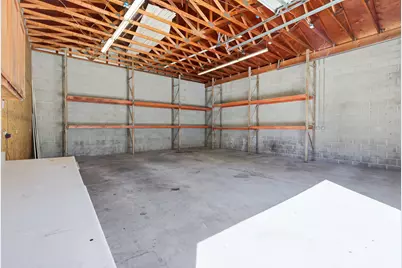 967 E Tritoma Ave, White City, UT 84094 - Photo 32