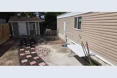 7536 S Blisswood Dr, Midvale, UT 84047 - Photo 2