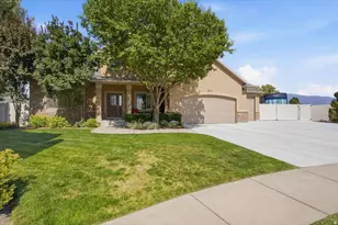 2298 W 850 N, Layton, UT 84041 - Photo 2