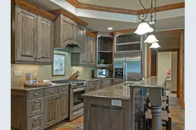 1879 E Longview Dr S, Holladay, UT 84124 - Photo 32