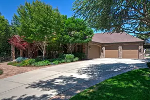 1879 E Longview Dr S, Holladay, UT 84124 - Photo 4