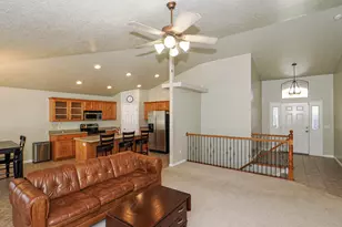 9079 S Wisteria Way W, West Jordan, UT 84081 - Photo 6