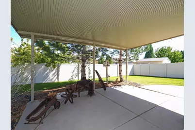 9079 S Wisteria Way W, West Jordan, UT 84081 - Photo 36