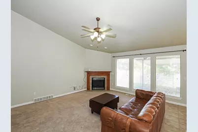 9079 S Wisteria Way W, West Jordan, UT 84081 - Photo 4
