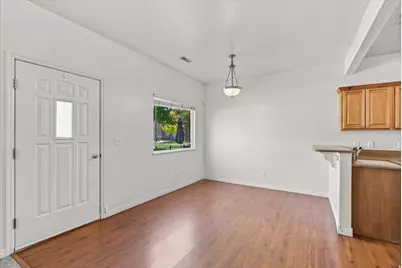 471 W 1490 N #104, Logan, UT 84341 - Photo 4