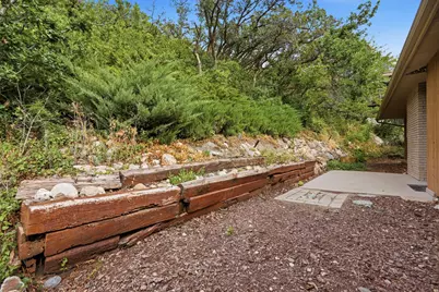 8705 S Kings Hill Dr, Cottonwood Heights, UT 84121 - Photo 40