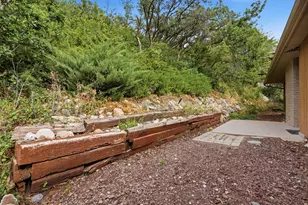 8705 S Kings Hill Dr, Cottonwood Heights, UT 84121 - Photo 40