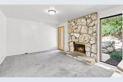 8705 S Kings Hill Dr, Cottonwood Heights, UT 84121 - Photo 18