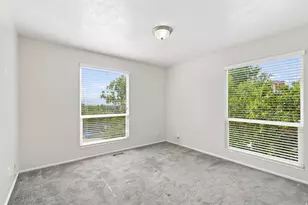 8705 S Kings Hill Dr, Cottonwood Heights, UT 84121 - Photo 26