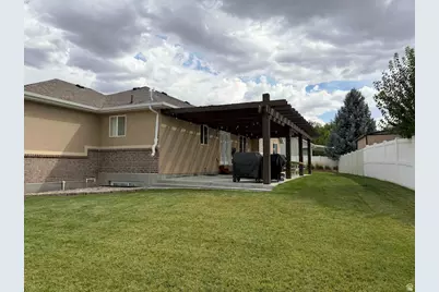 9428 S Sid Cir, South Jordan, UT 84009 - Photo 26