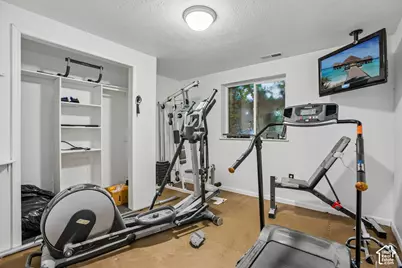 2224 N 3000 W, Clinton, UT 84015 - Photo 28