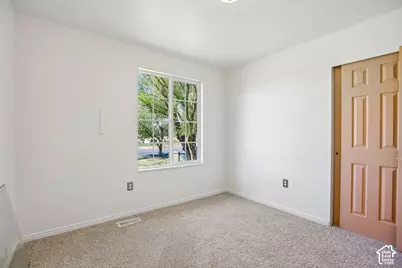2224 N 3000 W, Clinton, UT 84015 - Photo 16