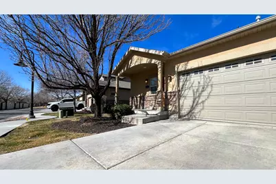 2246 W Mackay Ln S, Taylorsville, UT 84129 - Photo 4