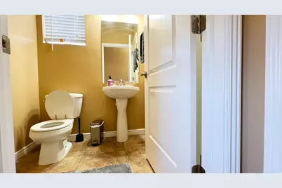 2246 W Mackay Ln S, Taylorsville, UT 84129 - Photo 20