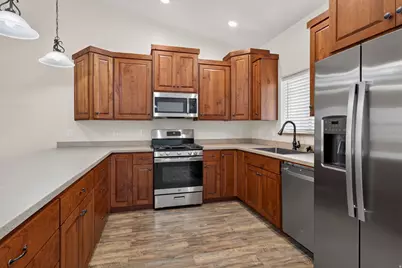 2464 E San Jose Rd, Moab, UT 84532 - Photo 8