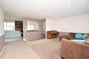 139 S 300 W, Kaysville, UT 84037 - Photo 2