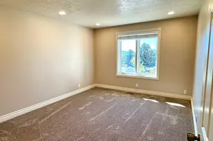 1959 N 150 E, Centerville, UT 84014 - Photo 18