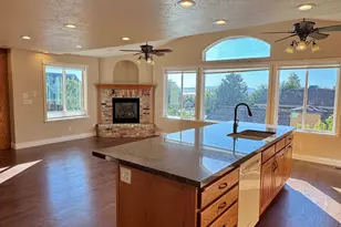 1959 N 150 E, Centerville, UT 84014 - Photo 12