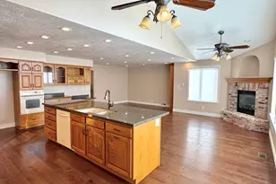 1959 N 150 E, Centerville, UT 84014 - Photo 16