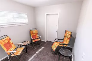 650 N 300 W, Salt Lake City, UT 84103 - Photo 10