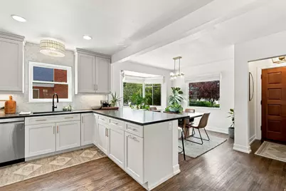 2588 E Barbey Dr, Salt Lake City, UT 84109 - Photo 14