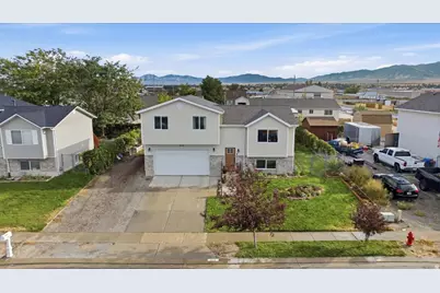 612 E Barbed Wire Dr, Grantsville, UT 84029 - Photo 4