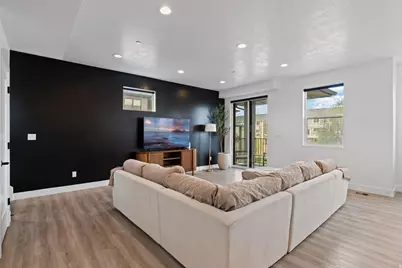 82 E Axis Creek Cv, Draper, UT 84020 - Photo 4