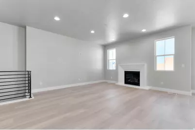 2366 S 1230 W, Syracuse, UT 84075 - Photo 14