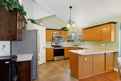 5698 S Trowbridge Way W, Salt Lake City, UT 84118 - Photo 8