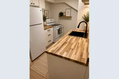 3242 E Bon View Dr, Salt Lake City, UT 84109 - Photo 8