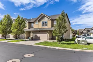 2427 S Andover St, West Haven, UT 84401 - Photo 2
