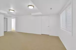 673 E 2100 N, North Logan, UT 84341 - Photo 32