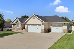 673 E 2100 N, North Logan, UT 84341 - Photo 54