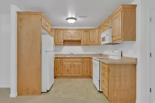 673 E 2100 N, North Logan, UT 84341 - Photo 36