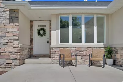 673 E 2100 N, North Logan, UT 84341 - Photo 2