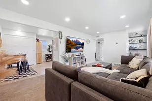 4656 W 4865 S, Salt Lake City, UT 84118 - Photo 10