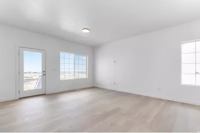 576 W Williams Ln, Grantsville, UT 84029 - Photo 10