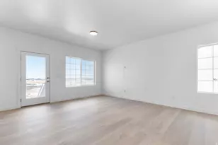 576 W Williams Ln, Grantsville, UT 84029 - Photo 10
