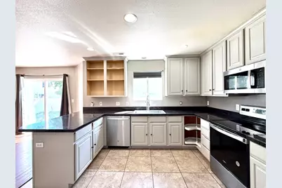 1009 W 950 S, Springville, UT 84663 - Photo 6