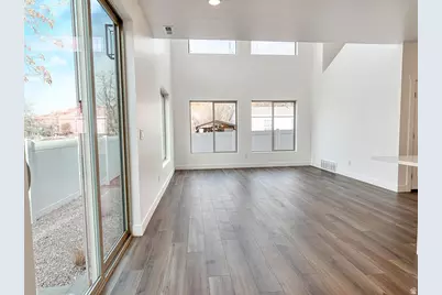 241 E 100 N #4, Moab, UT 84532 - Photo 4